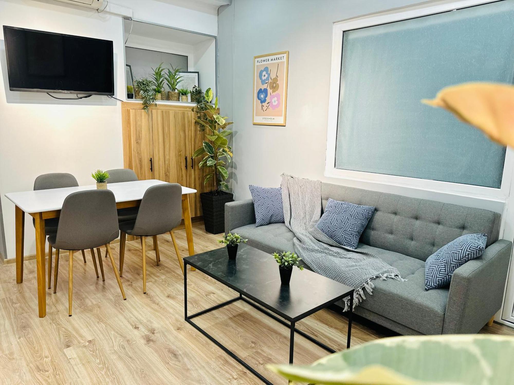 Cosy Koala Hostel Tbilisi Ngoại thất bức ảnh